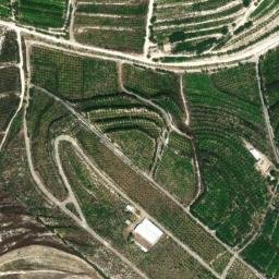 Satellite imagery of Dahr el Karâdi, LB