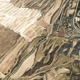 Satellite imagery of Dahr el Karâdi, LB