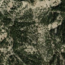 Satellite imagery of Kaṉmēs̲h̲ Kārēz, AF