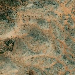 Satellite imagery of Mrâh es Sindâne, LB