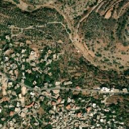 Satellite imagery of Ouaaret Daou el Qamar, LB