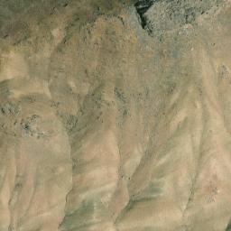 Satellite imagery of Wār-e Qaz, AF