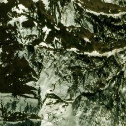 Satellite imagery of Mugra, IN