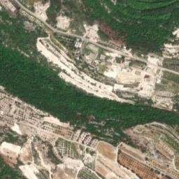 Satellite imagery of Tell Mrâh es Snaïber, LB