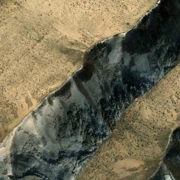 Satellite imagery of Kūh-e Pūzeh-ye Dār, AF
