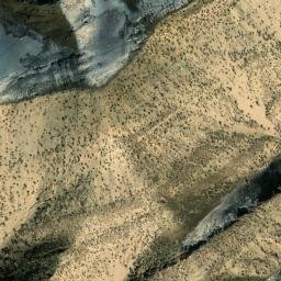 Satellite imagery of Kūh-e Pūzeh-ye Dār, AF
