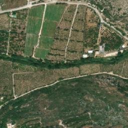 Satellite imagery of Beït el Kharroûb, LB