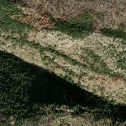 Satellite imagery of Ras el Meshref, LB