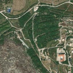 Satellite imagery of Khilâl es Slîq, LB
