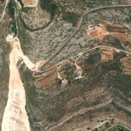 Satellite imagery of Choq el Aajoûz, LB