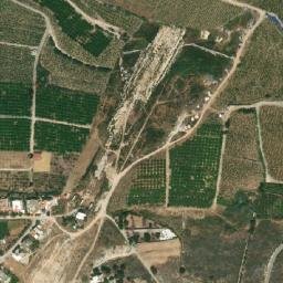 Satellite imagery of Dahr el Aazzîyé, LB