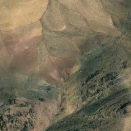 Satellite imagery of Gardanah-ye Zamīn Anjīr, AF