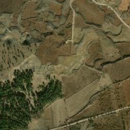 Satellite imagery of Ḑahrat al Ḩadab, SY