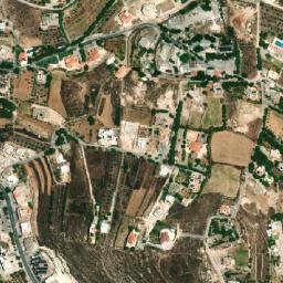 Satellite imagery of Aard el Kharroûb, LB