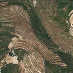 Satellite imagery of Aaqabet ej Jamlé, LB