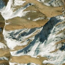 Satellite imagery of Kōh-e Gandāw, AF