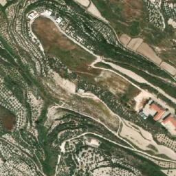 Satellite imagery of El Khomsîyé, LB