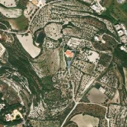 Satellite imagery of El Khomsîyé, LB