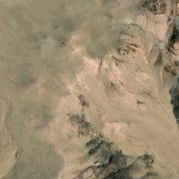 Satellite imagery of Pal-e Āwburt, AF