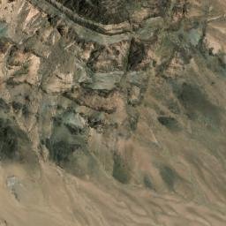 Satellite imagery of Pal-e Āwburt, AF