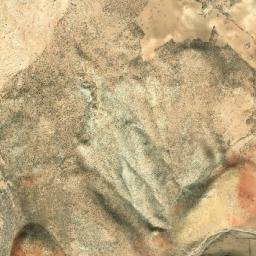 Satellite imagery of Gardanah-ye Ḩowẕak, AF