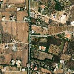 Satellite imagery of Hajar et Taouîl, LB