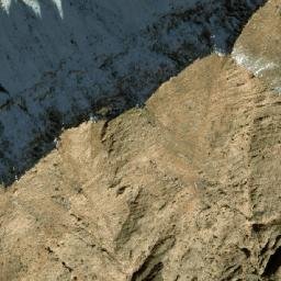 Satellite imagery of Paytāw Ghar, AF