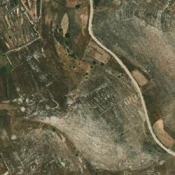 Satellite imagery of Aarid ech Choumar, LB