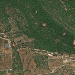 Satellite imagery of Chqîf es Sâlhâni, LB