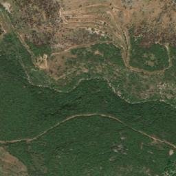 Satellite imagery of Chqîf es Sâlhâni, LB