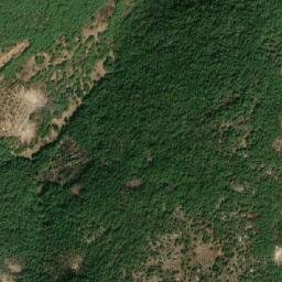 Satellite imagery of En Naqaâ, LB