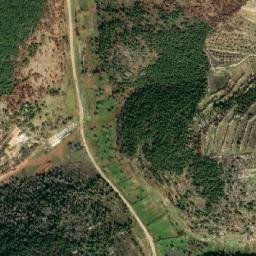 Satellite imagery of En Naqaâ, LB