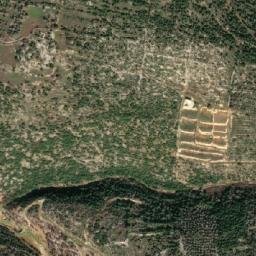 Satellite imagery of Ez Zouïyé, LB