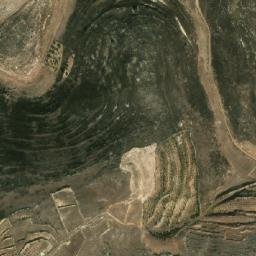 Satellite imagery of Rouaïsset el Hamra, LB