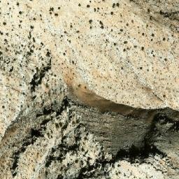 Satellite imagery of Kōribūm Ghar, AF