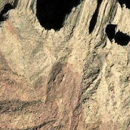 Satellite imagery of Manzaryak, AF