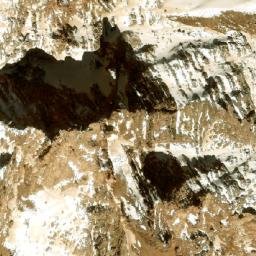 Satellite imagery of Kōh-e Khūm, AF