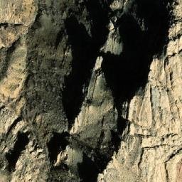 Satellite imagery of Kōh-e Kālwist, AF