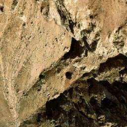 Satellite imagery of Kōh-e Bāgh-e Mullā, AF