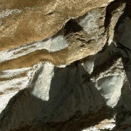 Satellite imagery of Kūh-e Şalavāt, AF