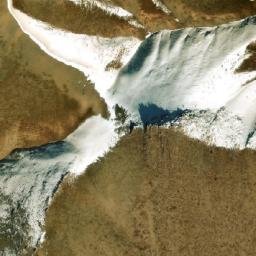 Satellite imagery of Rīg-e Ravān, AF