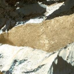 Satellite imagery of Kūh-e Şalavāt, AF