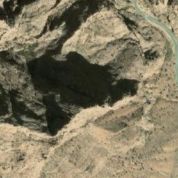 Satellite imagery of Tangī-ye Larwand, AF