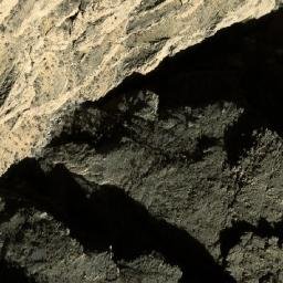 Satellite imagery of Band-e Pālah Jūy, AF