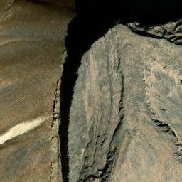 Satellite imagery of ‘Alīêstō Ghar, AF