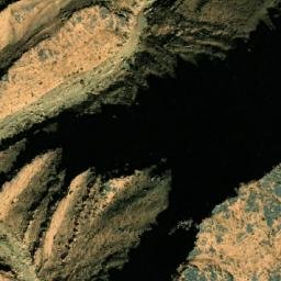 Satellite imagery of Kheneg es Somm, DZ