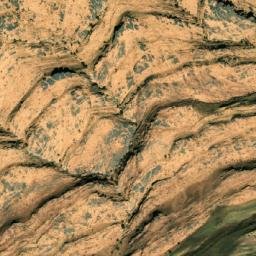 Satellite imagery of Kheneg es Somm, DZ