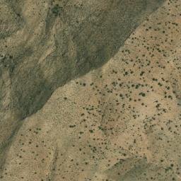 Satellite imagery of Khūlah-ye Chowdahhā, AF