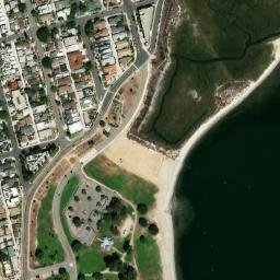 Satellite imagery of Inner Crown Point, US