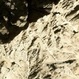 Satellite imagery of Dê Azhdar Ghar, AF